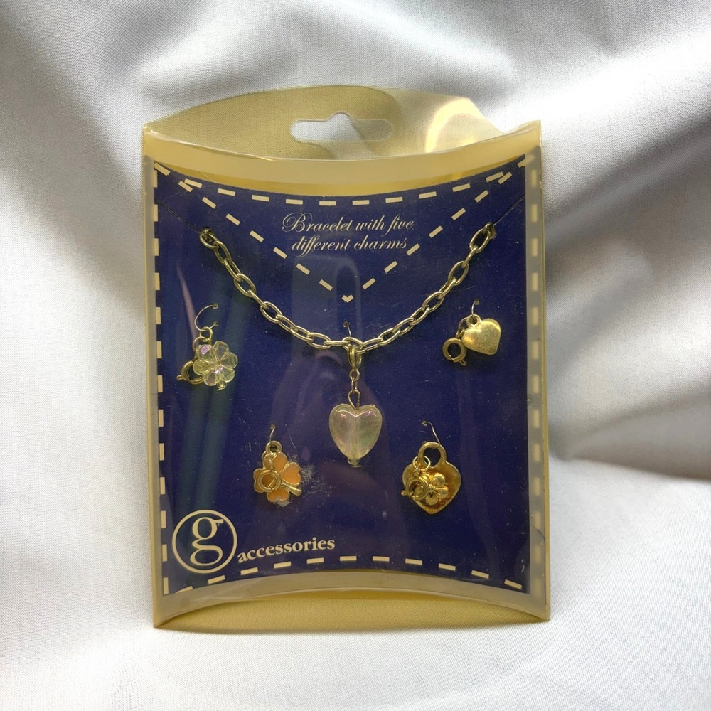 G Accessories Charm Bracelet Kids OS Gold New Deadstock Y2K Heart Flower 5 Charm